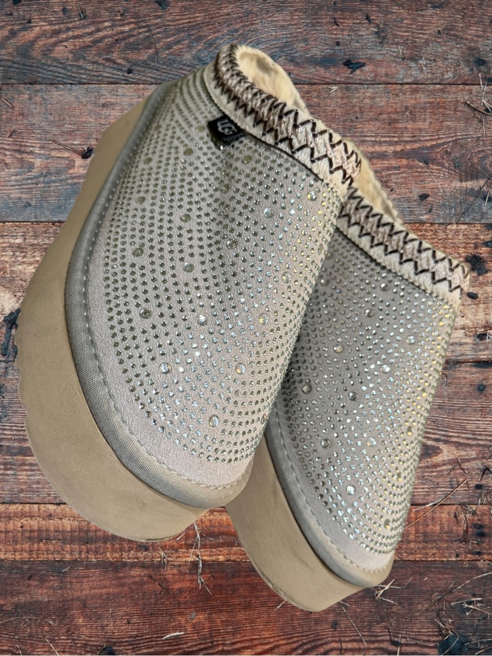 UGG RARE Vintage Tasman Platform Rhinestone Suede Mules Clogs Slippers Sand Grey - Picture 14 of 16